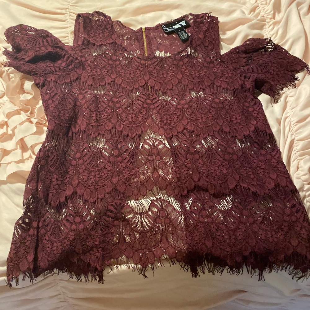 Inny lace blouse